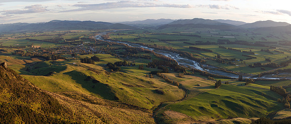 Lumsden by the Oreti River