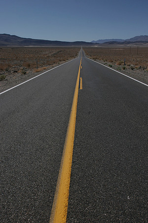The highway through Death Valley 2