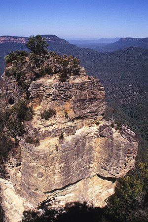 Three Sisters 2
