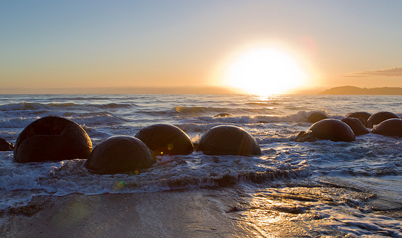 Moeraki Boulders 2