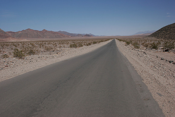 The highway through Death Valley 3