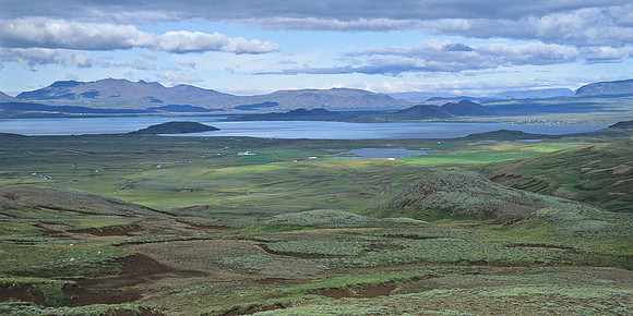 Pingvallavatn Lake