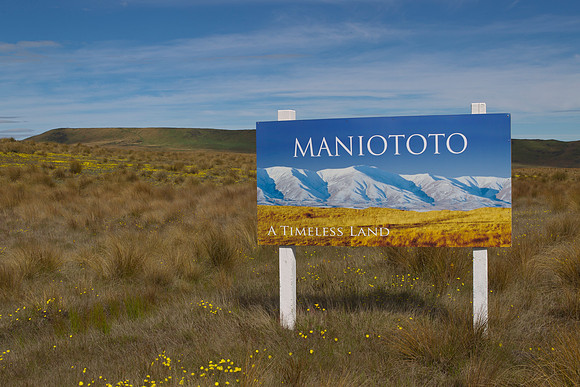 Maniototo border sign 2