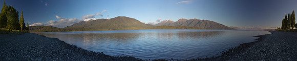 Lake Te Anau to Fiordland mountains 1