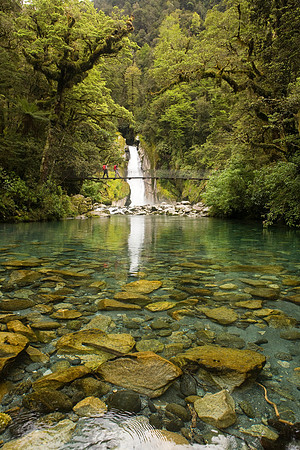 Giant Gates Falls in the Arthur Valley, Milford Track 1