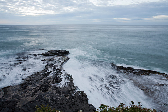 Wave action at Curio Bay 2