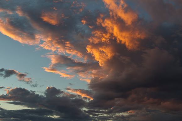Dark stratocumulus clouds 1