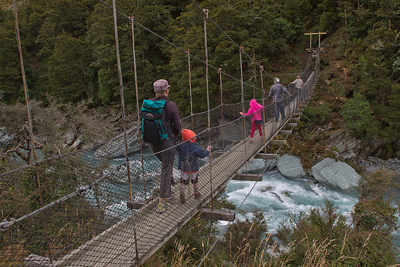 Rob Roy swingbridge 1